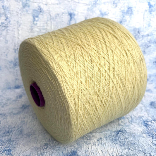 Cashmere yarn 100% on cone for knitting, Todd&Duncan-Lemon.Per 100 gr