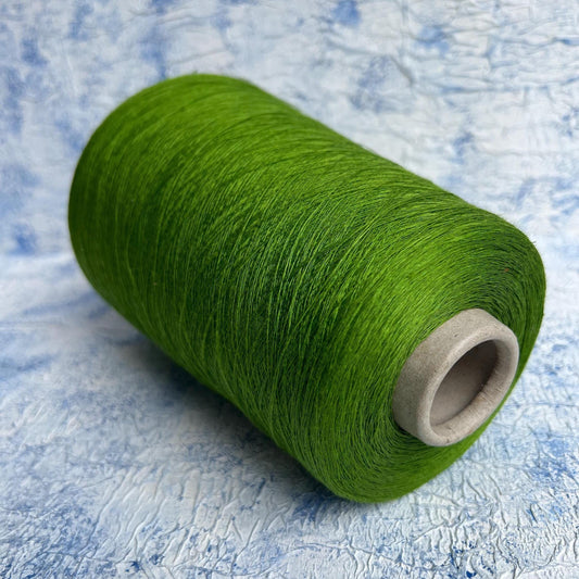 Linen yarn 100%, Yarn on cone for knitting,Tollegno yarn, Color Green. Per 100 gr
