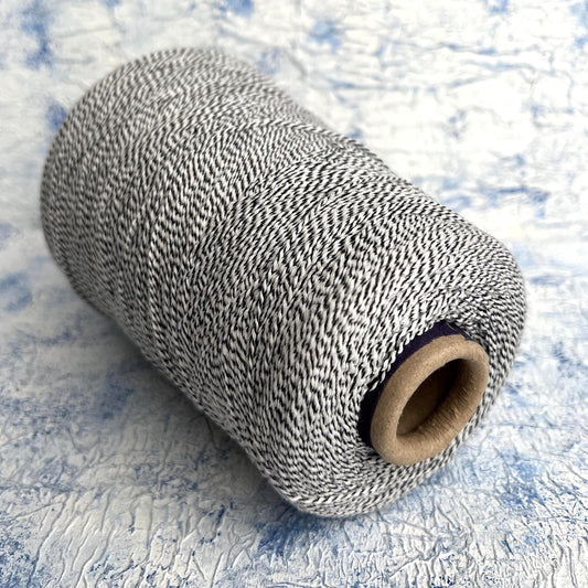 Cotton Chanel. 88% Cotton yarn, 3% Cashmere, 9% PA. White&amp.Per 100 gr