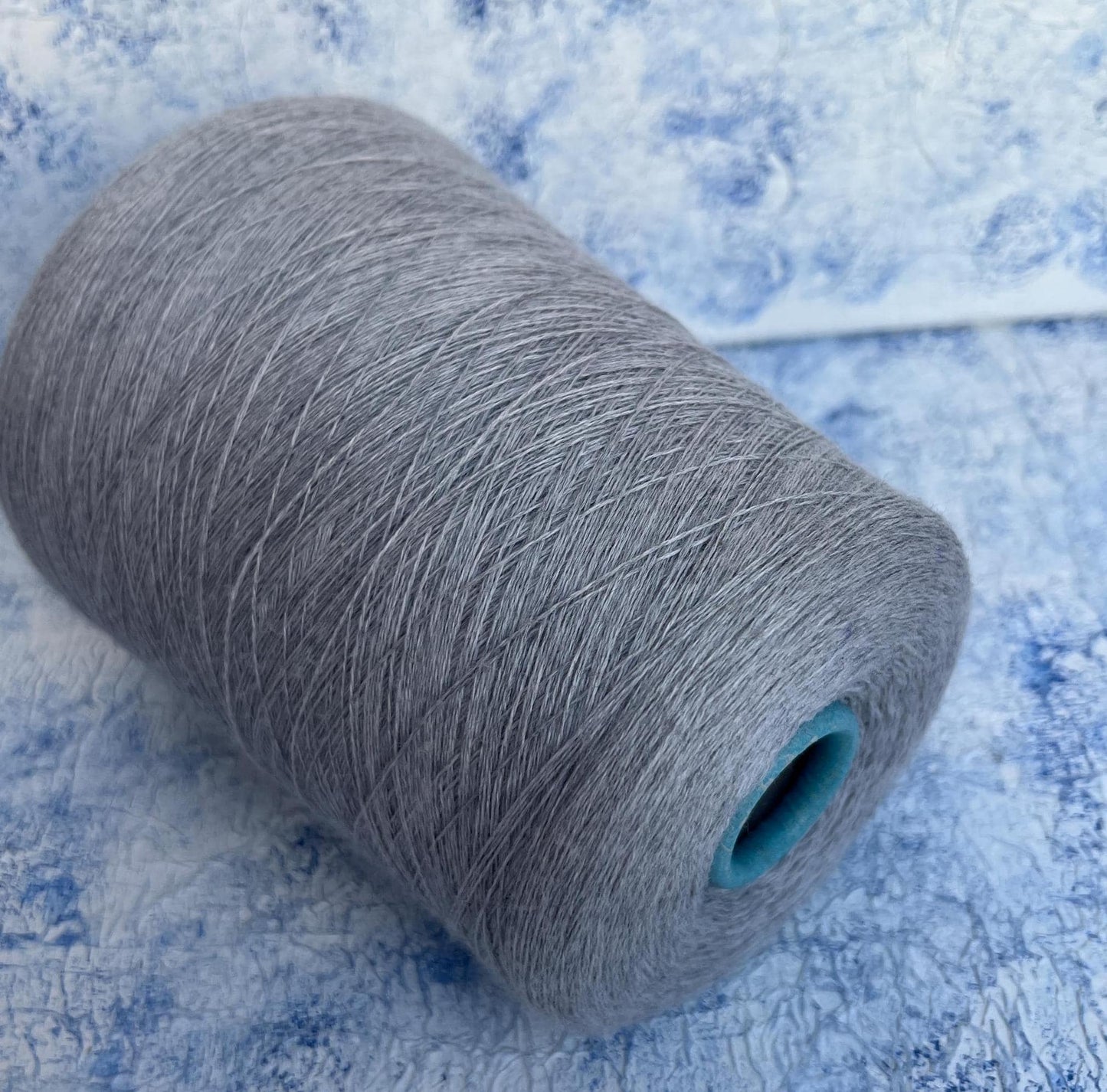 Merino yarn 100%, Cashwool, ZEGNA Yarn, Color Gray. Per 100 gr