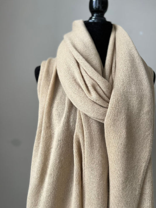 Beige Bliss: Handcrafted Pure Cashmere Scarf, Embrace Warmth and Style in Elegant Beige