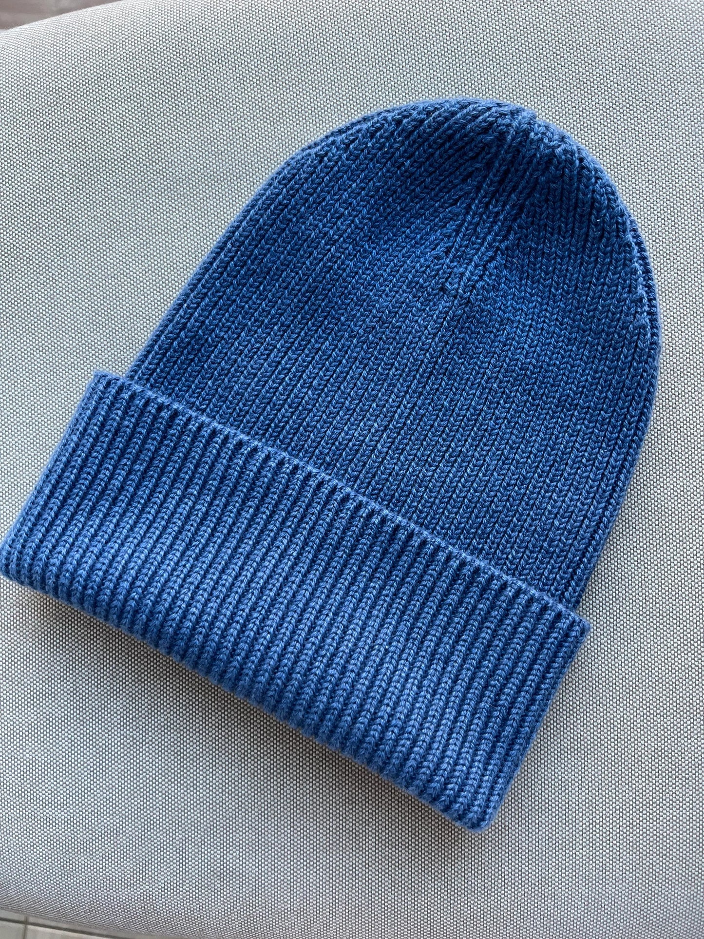 Handmade 100% Pure Cashmere beanie hat. YARN: 65% wool, 35% alpaca