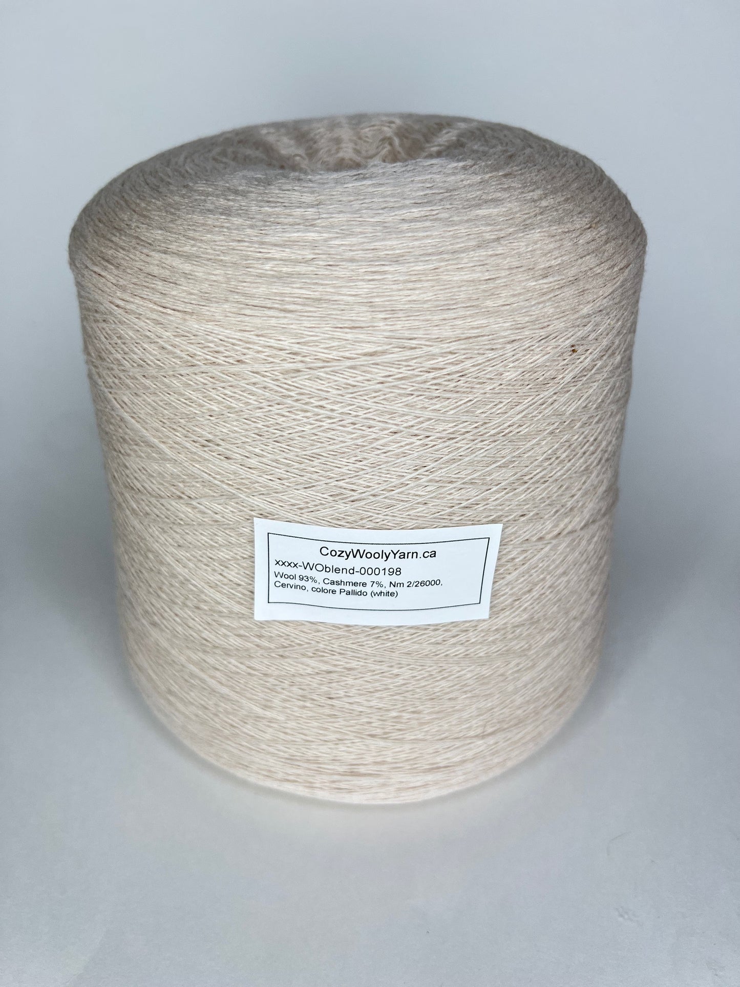 Wool 93%, Cashmere 7%, Nm 2/26000, Cervino, colore Pallido (white), per. 100 gr.