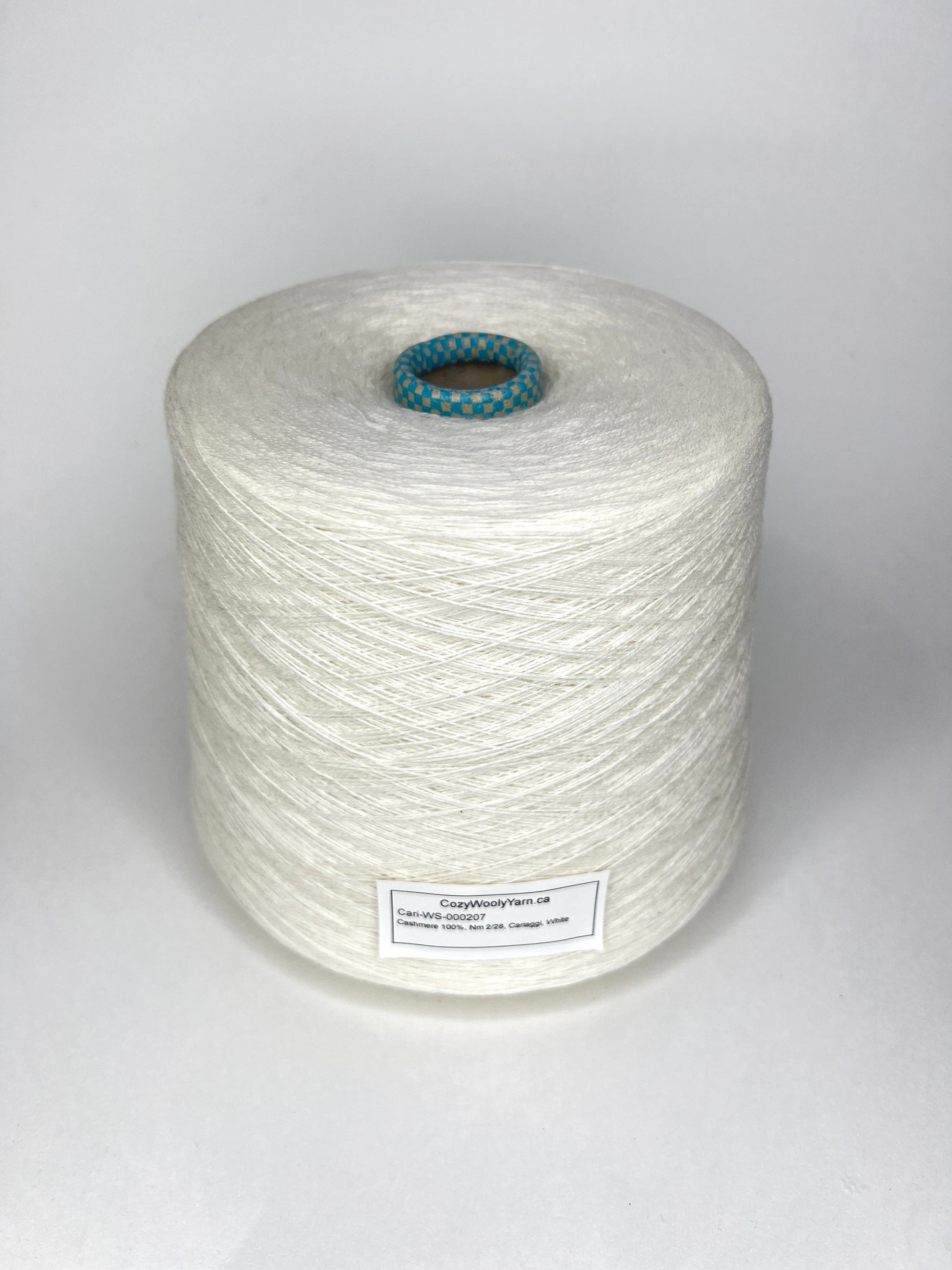 Cashmere 100%, Nm 2/28, Cariaggi, White, per 100 gr – CozyWoolyYarn