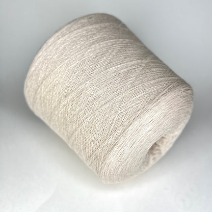 Wool 93%, Cashmere 7%, Nm 2/26000, Cervino, colore Pallido (white), per. 100 gr.