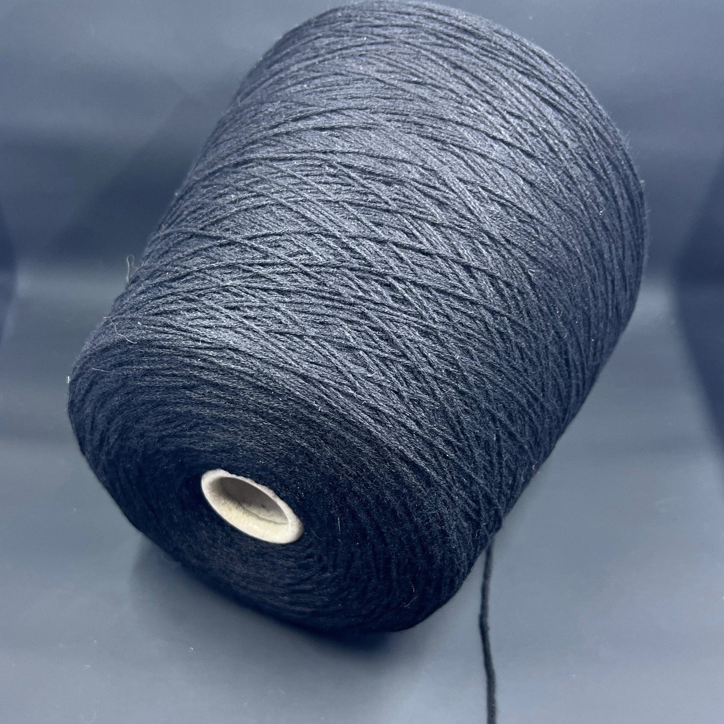 Cashmere 67%, Silk 28%, Pl 5%, Nm 1/4500, Loro Piana B088 8010,  NERO (Black), per 100 gr. Italian Fine Yarn, yarn on cone, Hand Knitting, Machine Knitting