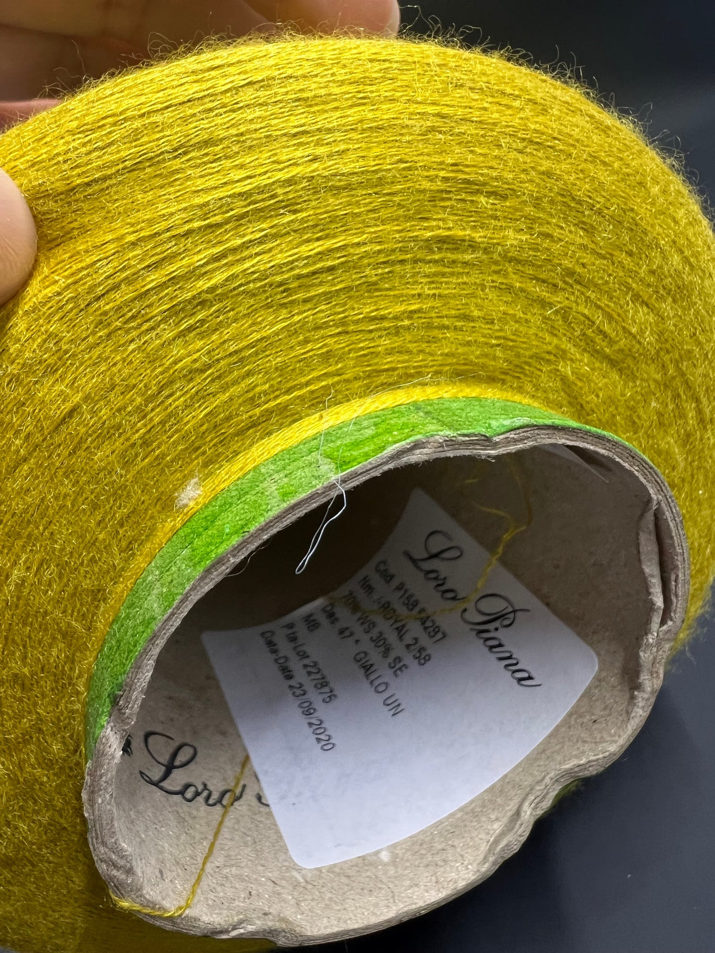 Cashmere 70%, SE 30%,Royal  2/58, Loro Piana-P158 54287, Color Giallo, per 100 gr. Italian Fine Yarn, yarn on cone, Hand Knitting, Machine Knitting