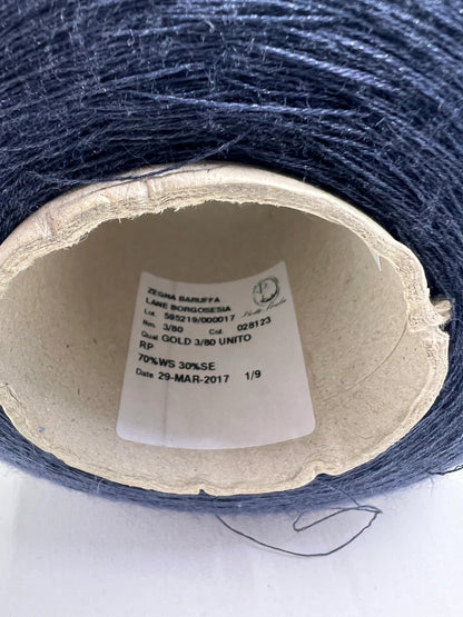 Cashmere Yarn 70%,Silk Yarn 30%, Nm 3/80, ZEGNA BARUFFA, color Blue. Per 100 gr