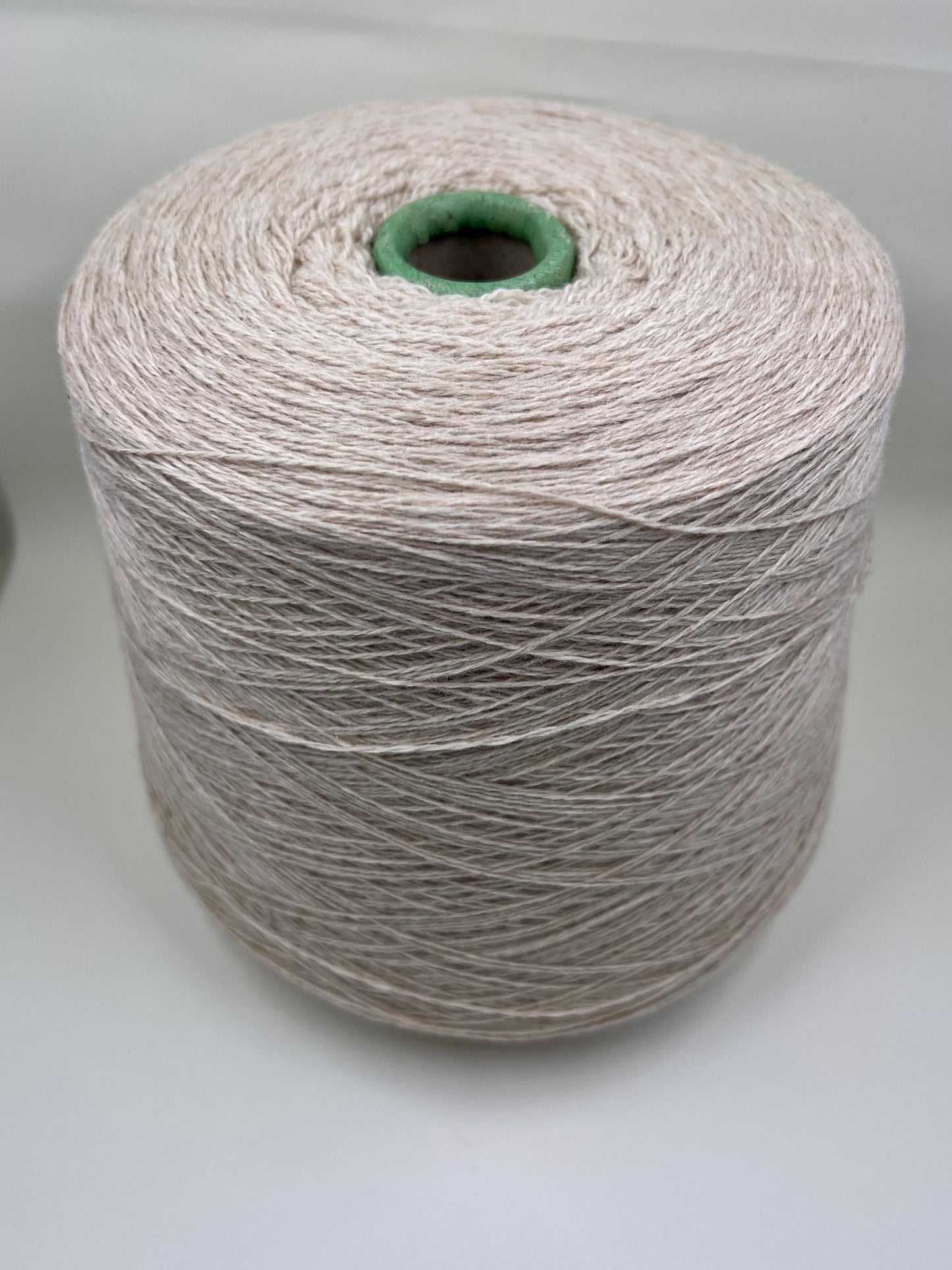 Wool Yarn 70% & Cashmere Yarn 30%, Settanta Profilo, color Beige. Per 100 gr