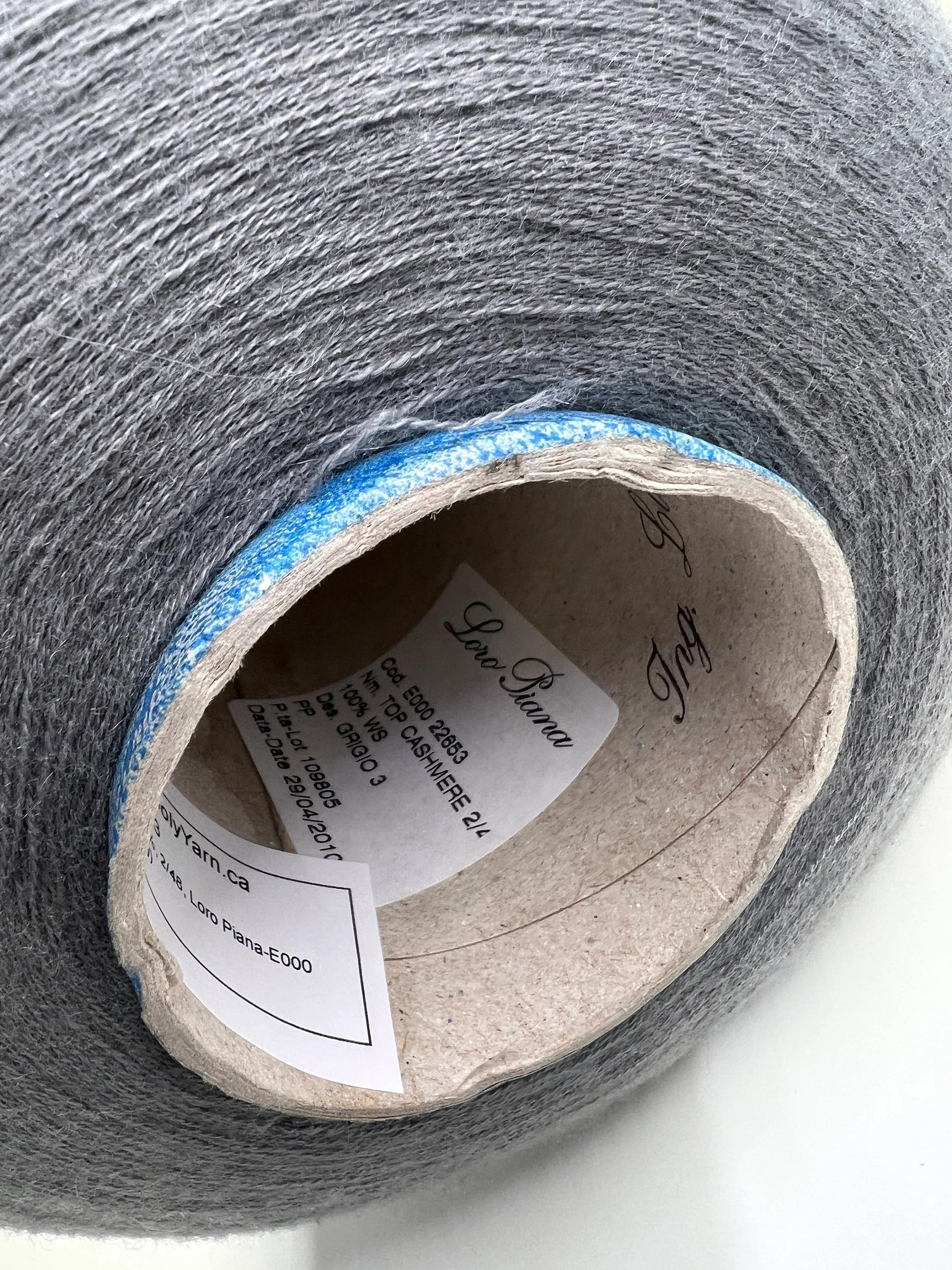 Top Cashmere Yarn Loro Piana. Top Cashmere Yarn for Hand & Machine Knitting.  Fiber: 100% Top Cashmere Yarn. Yarn Colour: Grigio-Gray Reference: Loro Piana, Nm 2/48  This is a very soft pure top cashmere yarn.