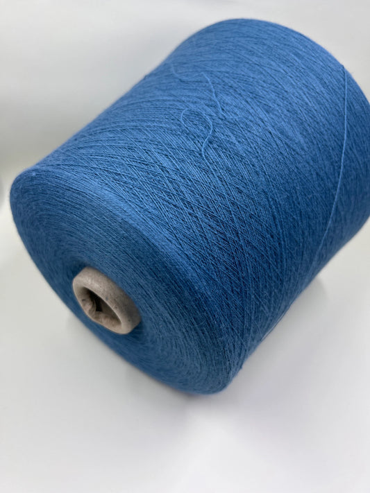 Top Cashmere Yarn Loro Piana. Top Cashmere Yarn for Hand & Machine Knitting.  Fiber: 100% Top Cashmere Yarn. Yarn Colour: Agava-Blue  Reference: Loro Piana, Nm 2/48  This is a very soft pure top cashmere yarn.