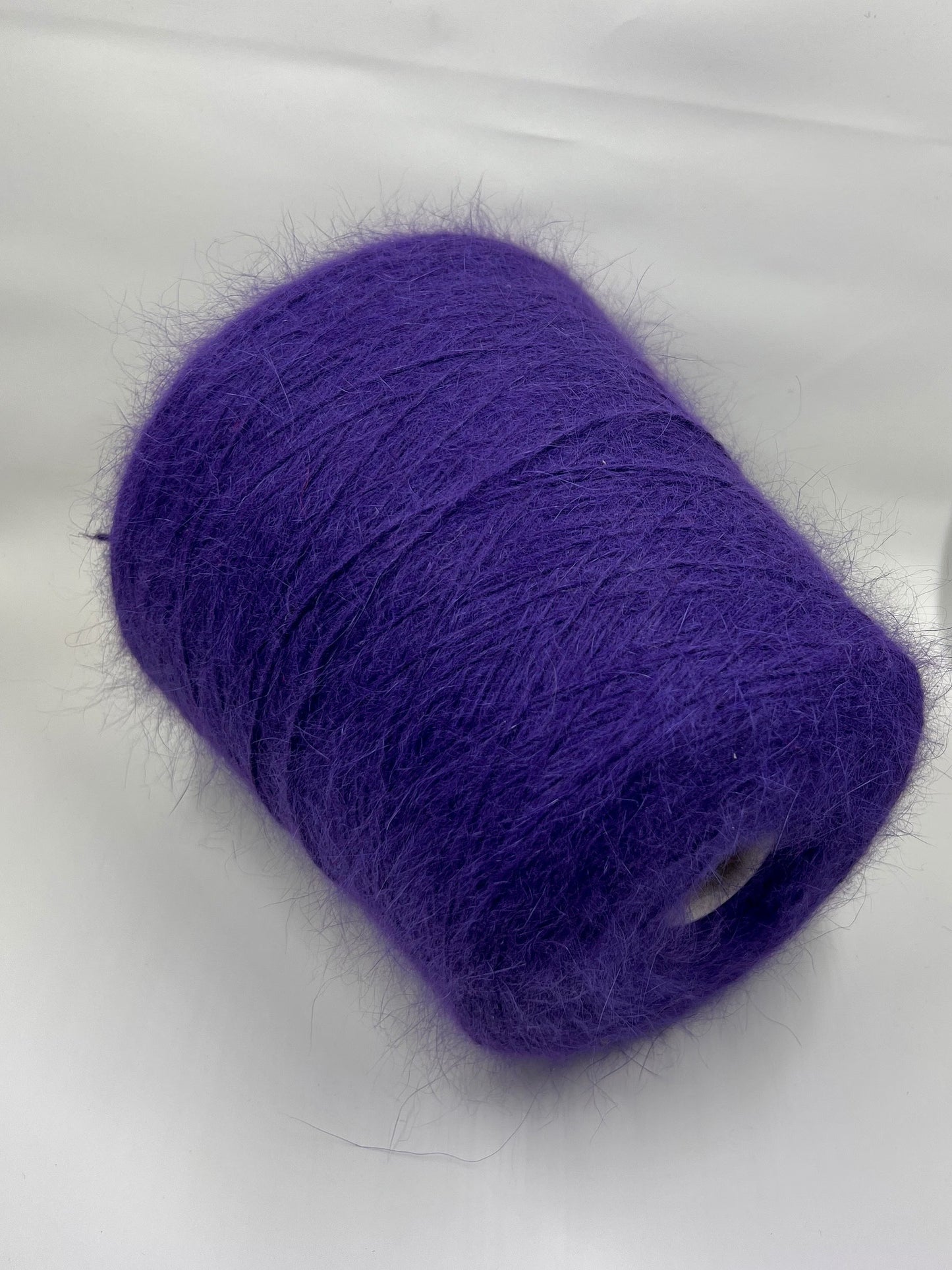 Angora blend Yarn by Profilo. Angora Yarn for Hand & Machine Knitting. Yarn on Cone. Fiber: 80% Angora Yarn & 20% Poliamide. Yarn Colour: Taupe. Reference: Profilo, Nm 2/10 This is a very soft pure Angora blend yarn by Profilo.