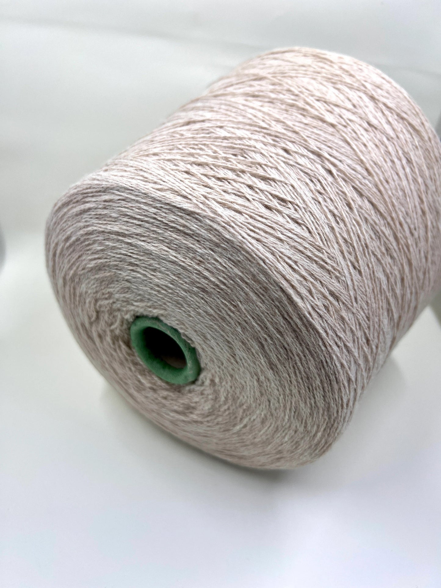 Wool Yarn 70% & Cashmere Yarn 30%, Settanta Profilo, color Beige. Per 100 gr