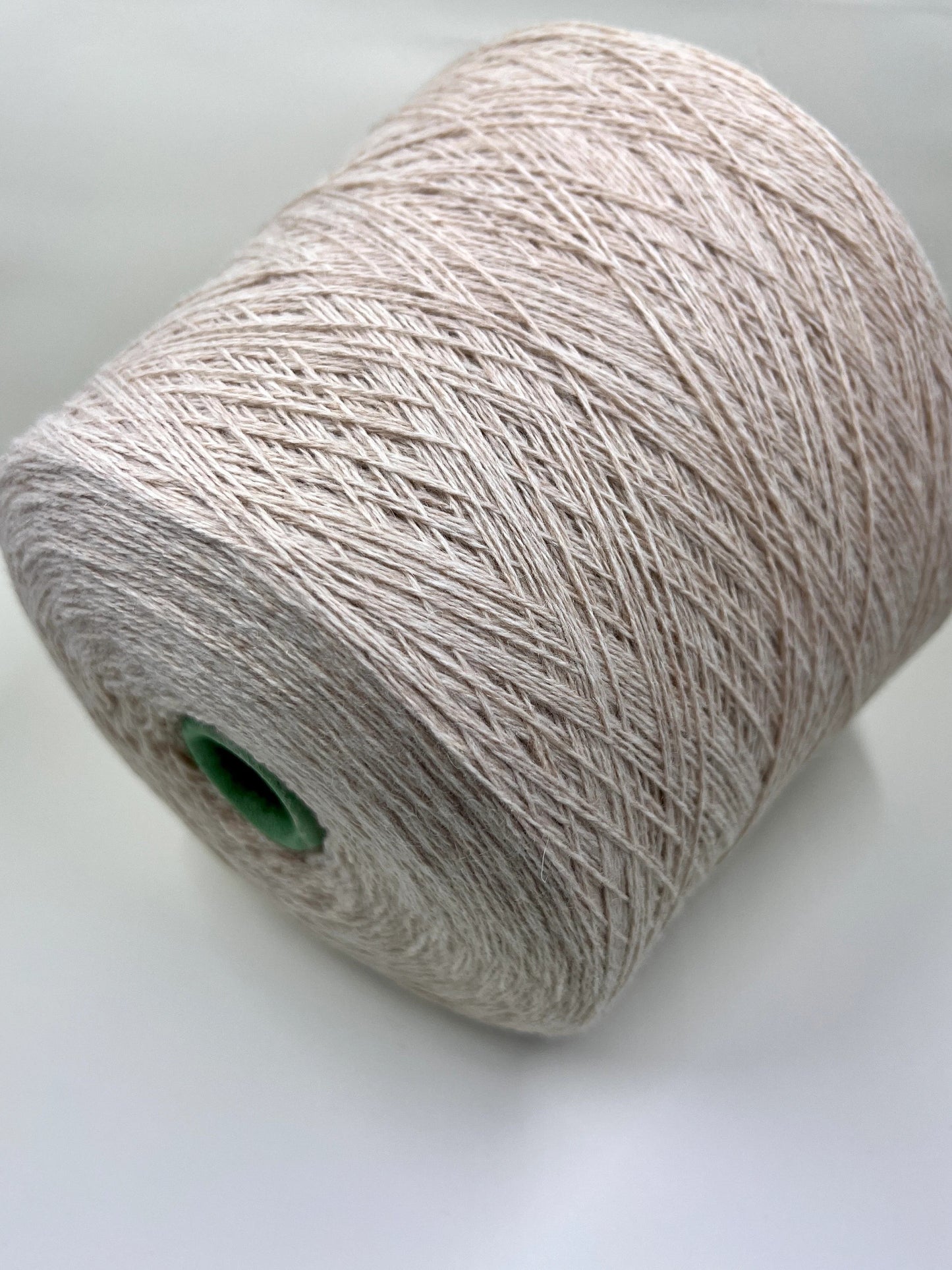 Wool Yarn 70% & Cashmere Yarn 30%, Settanta Profilo, color Beige. Per 100 gr