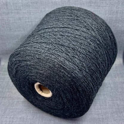 art Winter - Cashmere 50%, Wool 50%, Yarn on Cone, Color Antracite. per 100 gr