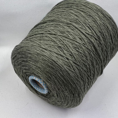 PIUMA Cashmere Yarn 100%, Yarn by Cariaggi. Yarn on Cone, Color Forest. Per 100 gr