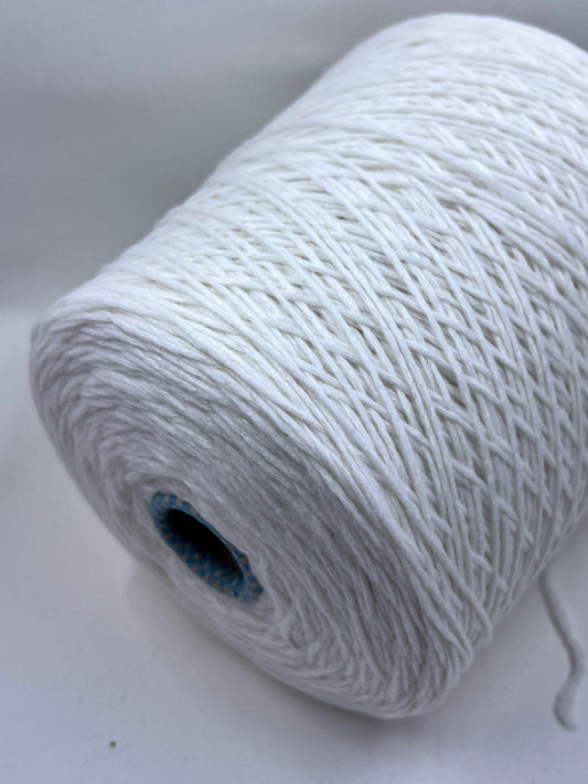 PIUMA Cashmere Yarn 100%, Yarn on Cone. Cariaggi Yarn - PCKC329, Color White. Per 100 gr