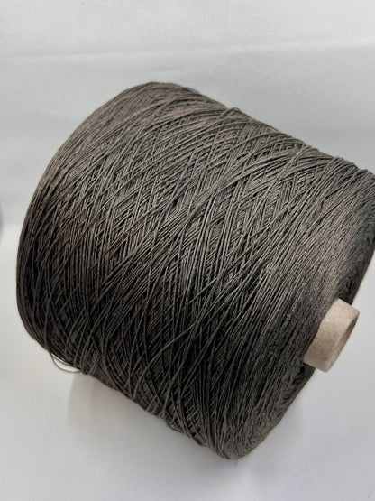 Lino Yarn 100%, Yarn on Cone, Loro Piana, Lino fine yarn on cone. Color Talpa. Per 100 gr