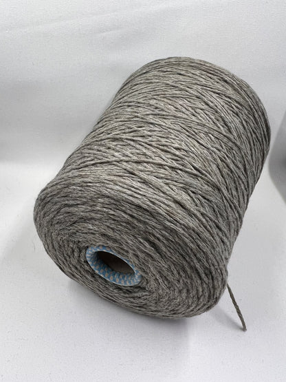 PIUMA Cashmere Yarn 100%, Yarn on Cone. Cariaggi Yarn,Yarn for knitting, Color Olive Gray. Per 100 gr