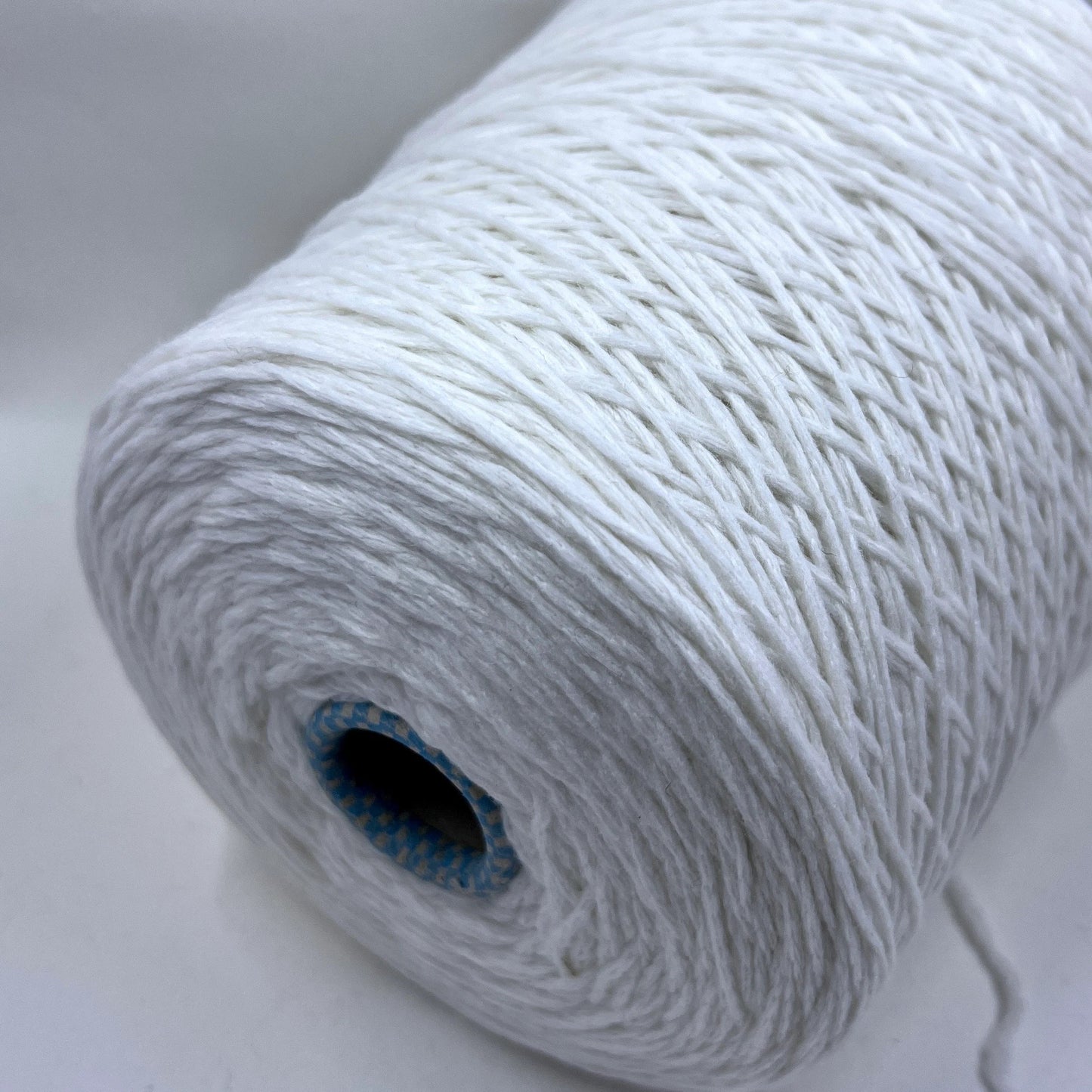 PIUMA Cashmere Yarn 100%, Yarn on Cone. Cariaggi Yarn - PCKC329, Color White. Per 100 gr