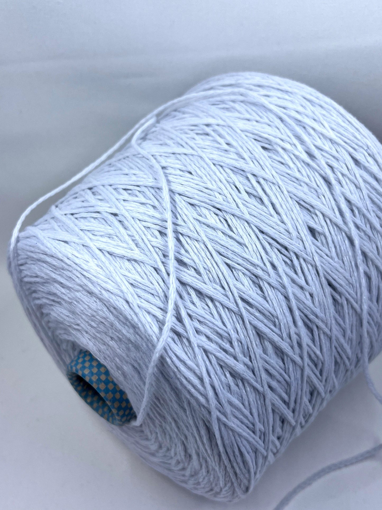 PIUMA Cashmere Yarn 100%, Yarn on Cone. Cariaggi Yarn - PCKC329, Color Platinum. Per 100 gr