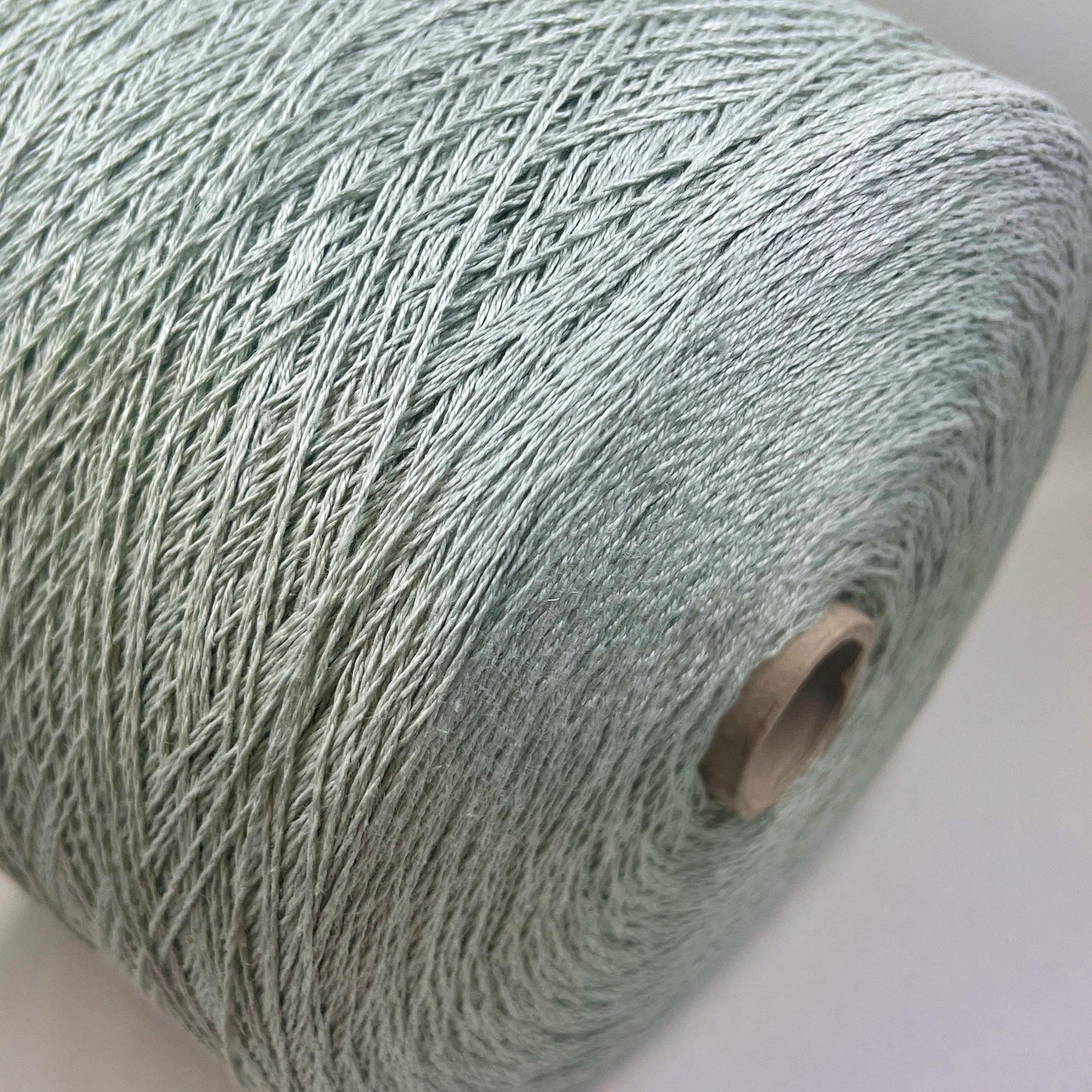 Lino Yarn 100%, Loro Piana Lino Yarn, Color Sage. Per 100 gr