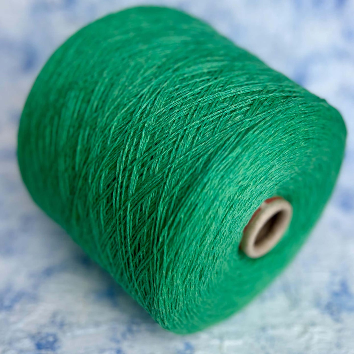 Cashmere yarn 40%, Silk yarn 40%, Merino yarn 20%, Color - Aurora Boreale.Per 100 gr