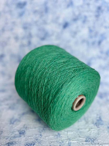 Cashmere yarn 40%, Silk yarn 40%, Merino yarn 20%, Color - Aurora Boreale.Per 100 gr