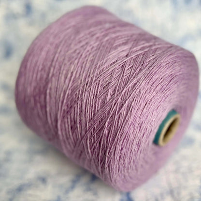 Cashmere yarn 40%, Silk yarn 40%, Merino yarn 20%. Alba Filcom, Color - Provenza. Per 100 gr