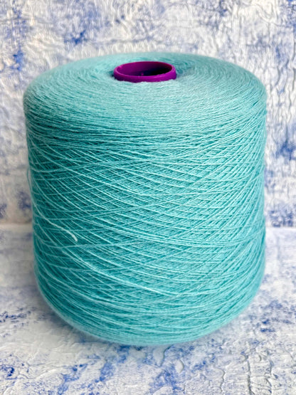 Cashmere Yarn 100%, Yarn for knitting,Todd&Duncan Yarn.Sky Blue. Per 100 gr