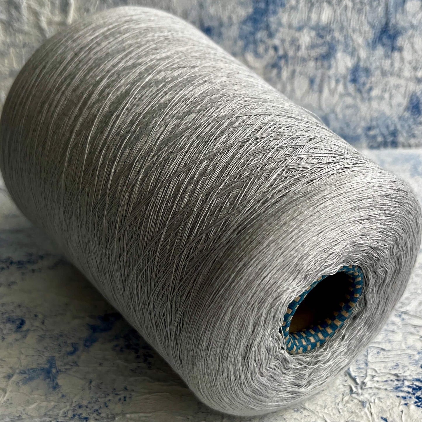 Silk Yarn 50%, Cotton Yarn 50%.Cariaggi-PPCT093, Yarn for knitting.Light Gray.Per 100 gr