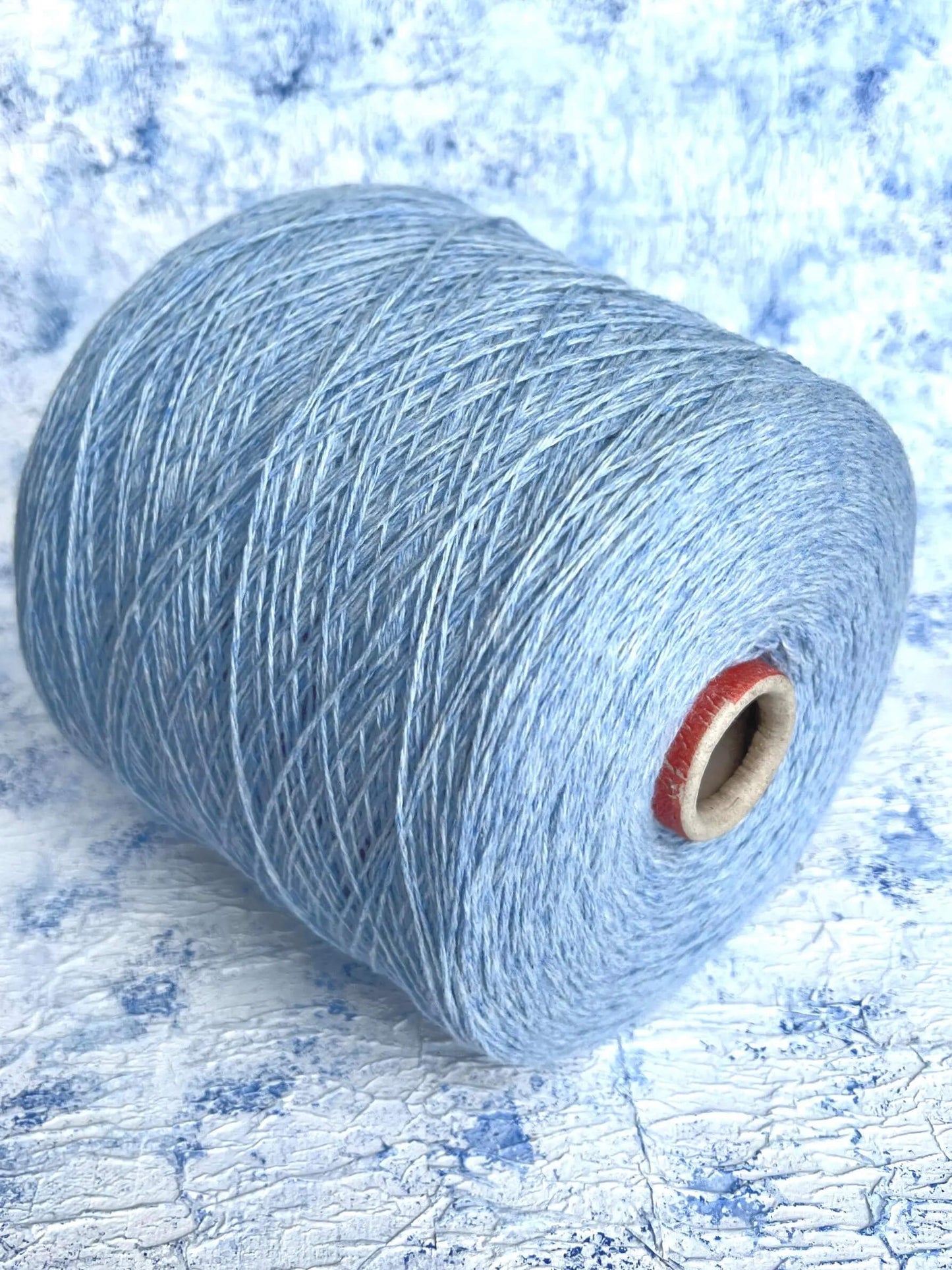 Cashmere yarn 40%, Silk yarn 40%, Merino yarn 20%,Color - Lampedusa. Per 100 gr