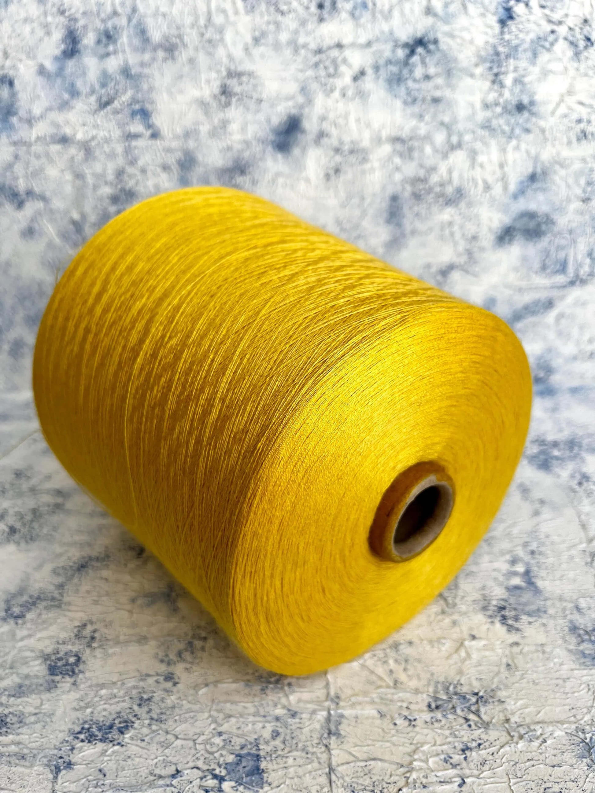 Luxurious Loro Piana yarn: 70% cashmere & 30% silk in yellow. Perfect for knitting, weaving, crochet. 100g of high-quality Italian fiber.