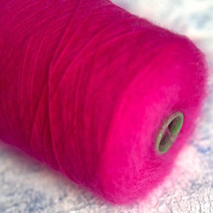 Angora 80% & Poliamide 20% Yarn ,Color Fuxia. Per 100 gr