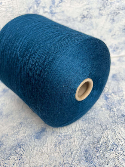 Merino yarn 70%, Silk yarn 30%, Loro Piana yarn, Ottanio (Blue). Per 100 gr