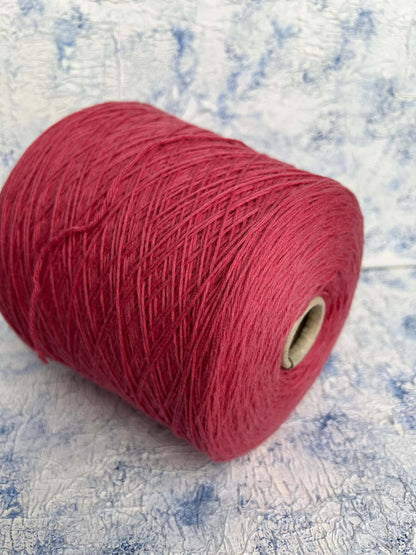 Merino yarn 70%, Angora yarn 20%, 10% PA. ZEGNA BARUFFA, Coral. Per 100 gr