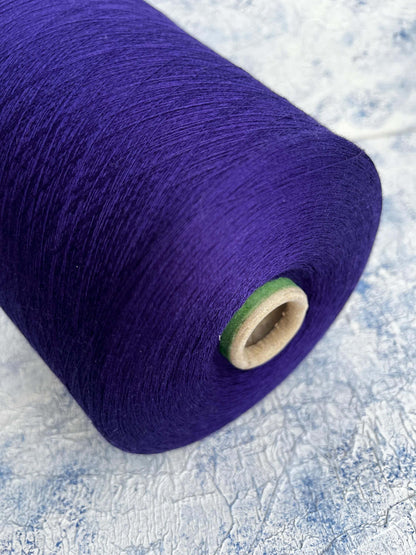 Merino yarn 70%, Silk yarn 30%, Loro Piana yarn,  Bluette. Per 100 gr