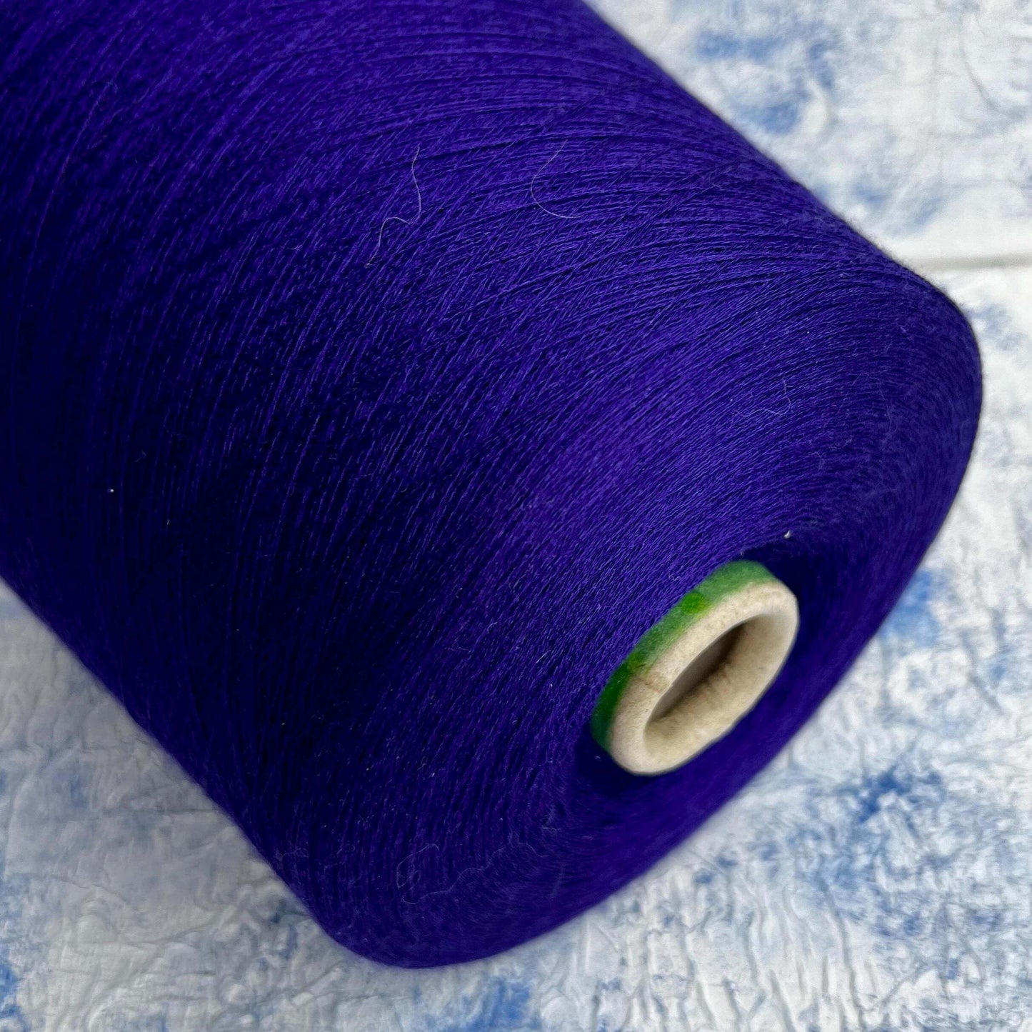 Merino yarn 70%, Silk yarn 30%, Loro Piana yarn,  Bluette. Per 100 gr