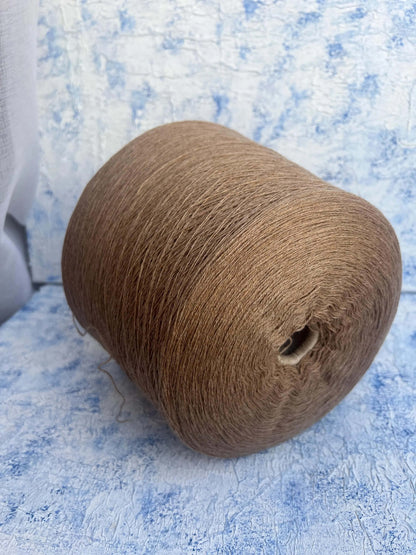 Baby Cashmere yarn 100%, Loro Piana yarn. Camel. Per 100 gr