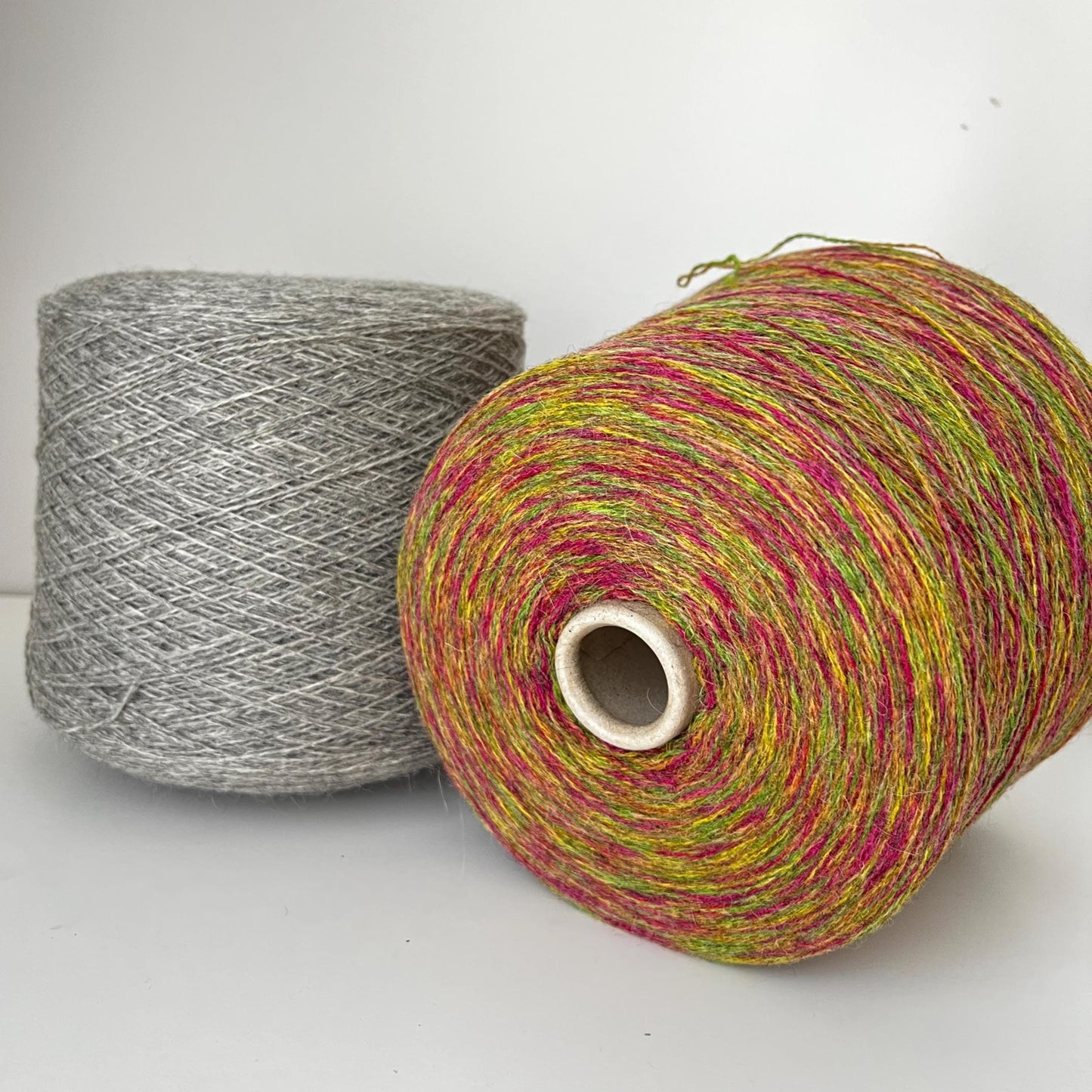 Alpaca 40%,Merino 30%,Mohair 30% Yarn.PROFILLO, Color Gray.Per 100 gr