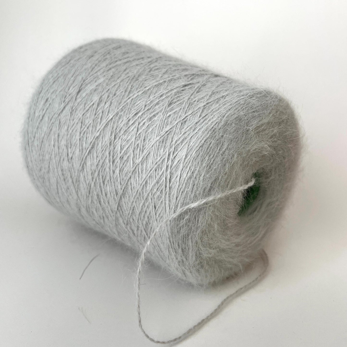 Italian Angora Rabbit Yarn 80% Angora 20% PA Nm2/9 - Vapore. Per 100 gr