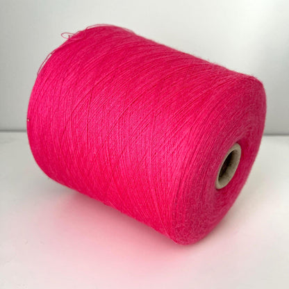 70% Merino yarn & 30% Silk yarn. PROFILLO NEW DIAMOND,Fuxia.Per 100 gr