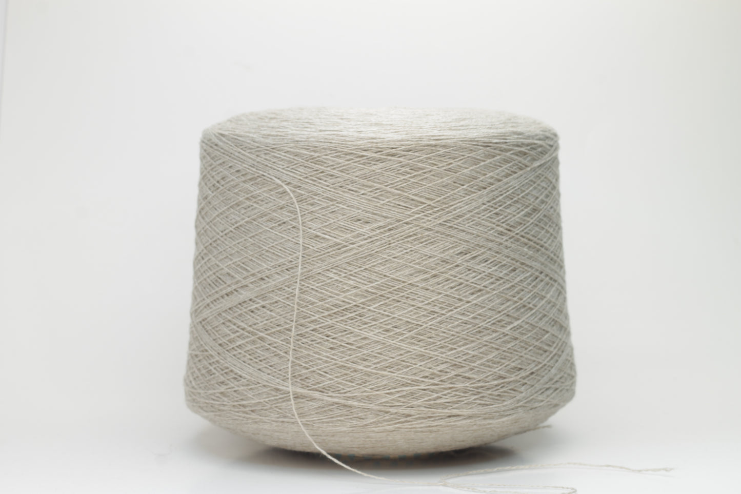Merino 45%, Viscosa 30%, Cashmere 25%. Nm 2/24, Filati biagioli modesto, Color Stoppa