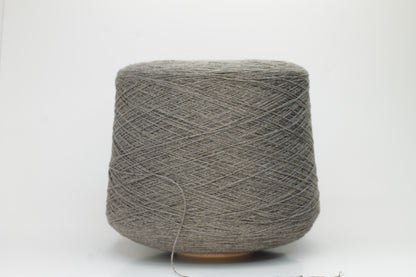 Merino 45%, Viscosa 30%, Cashmere 25%. Nm 2/24, Filati biagioli modesto, Color Avana