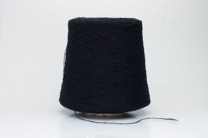 SuperYak 50% & Merino 50% Nm 2/14. Natural Fantasy. Color 10089 Black
