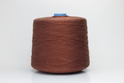Fine, single-ply linen yarn in a rich Cacao. Reveals a crisp texture and subtle natural sheen, typical of pure linen fiber.