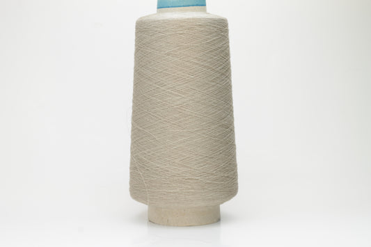Celine, Nm 2/93, 90% Lino yarn , 10% Silk yarn, SESIA, Beige. Per 100 gr