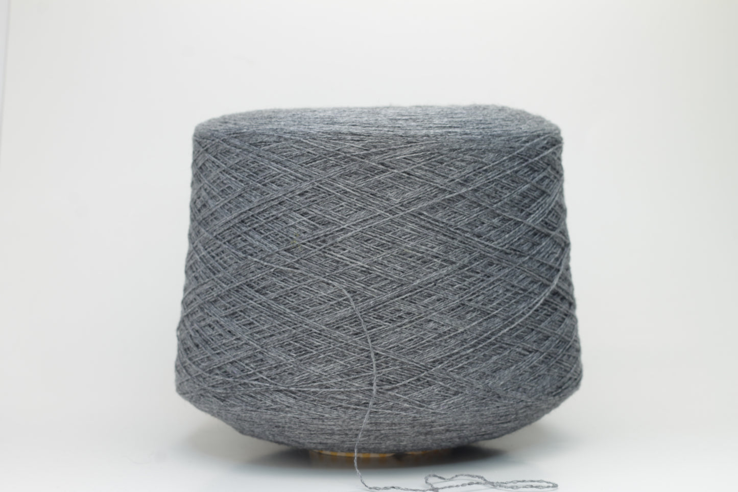 Merino 45%, Viscosa 30%, Cashmere 25%. Nm 2/24, Zermatt. Filati biagioli modesto, Color Lubecca