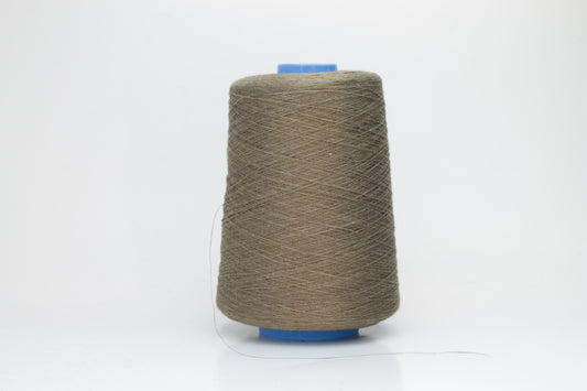 Fine, single-ply linen yarn in a rich Sughero. Reveals a crisp texture and subtle natural sheen, typical of pure linen fiber.