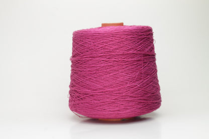 Lino yarn on Cone 100%, Nm 8/39, Storai, Color Fuxia. Per 100 gr